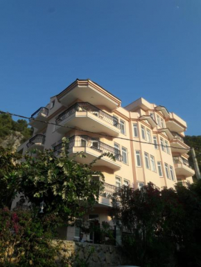 PEMBE KÖŞK APART OTEL